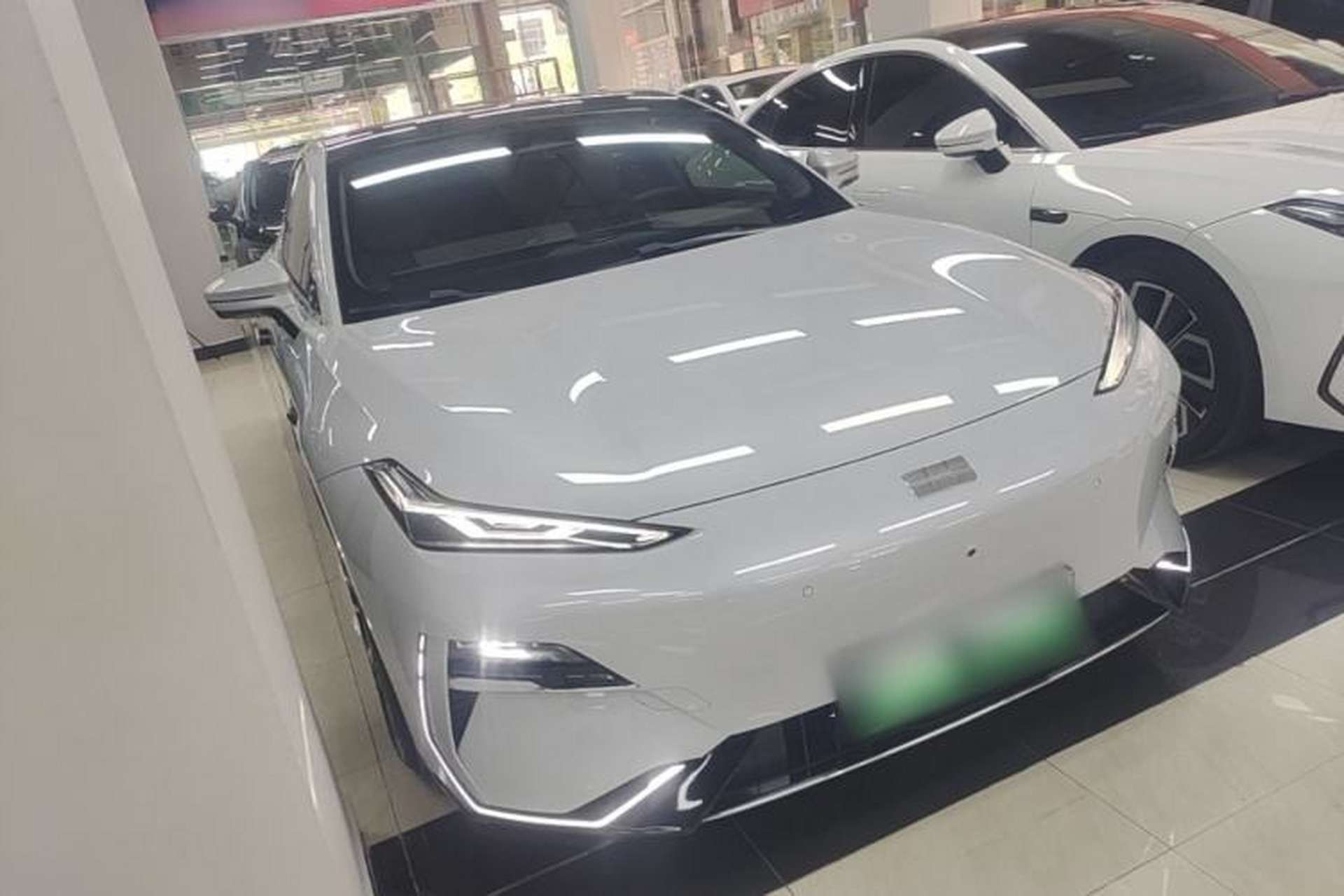 Used Geely Galaxy E8 2025 700 km Long-Range Intelligent Driving Version Exterior 1