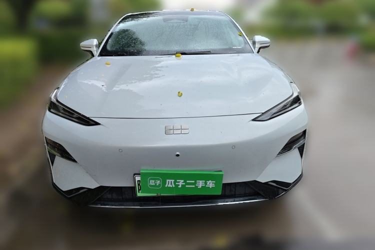 Used Geely Galaxy E8 2025 700 km Long-Range Intelligent Driving Version Exterior 1