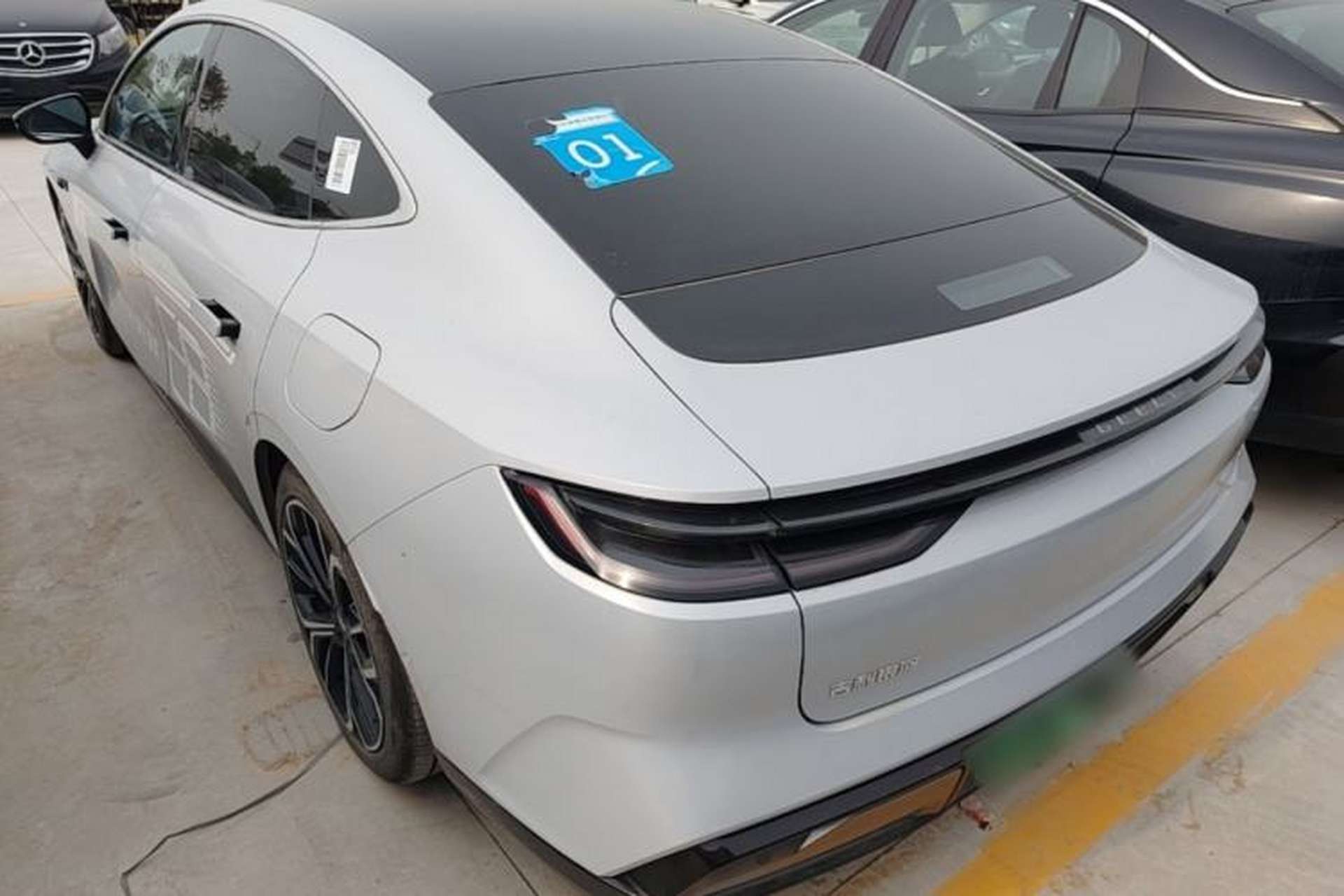 Used Geely Galaxy E8 2025 700 km Long-Range Intelligent Driving Version Exterior 2