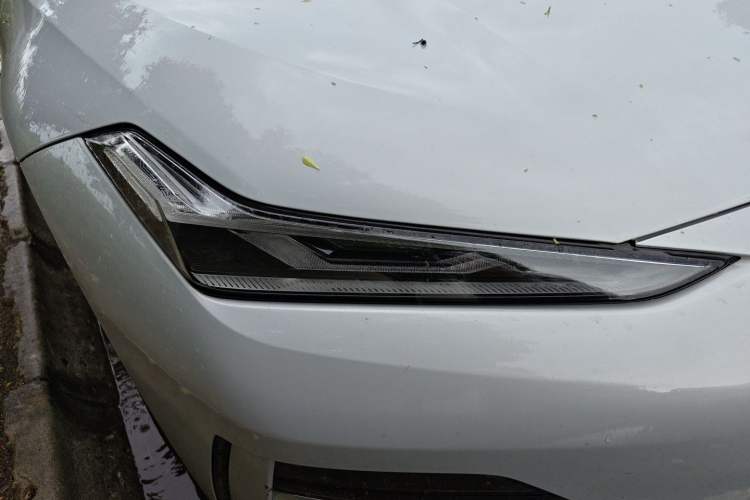 Used Geely Galaxy E8 2025 700 km Long-Range Intelligent Driving Version Exterior 6