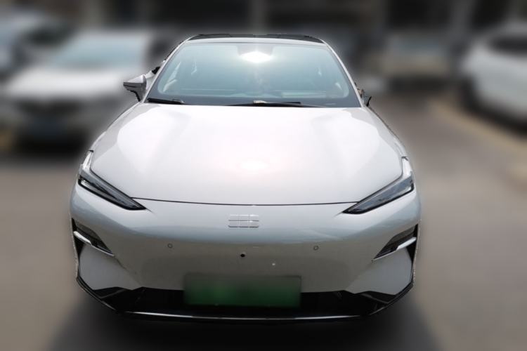Used Geely Galaxy E8 2025 700 km Long-Range Intelligent Driving Version Front