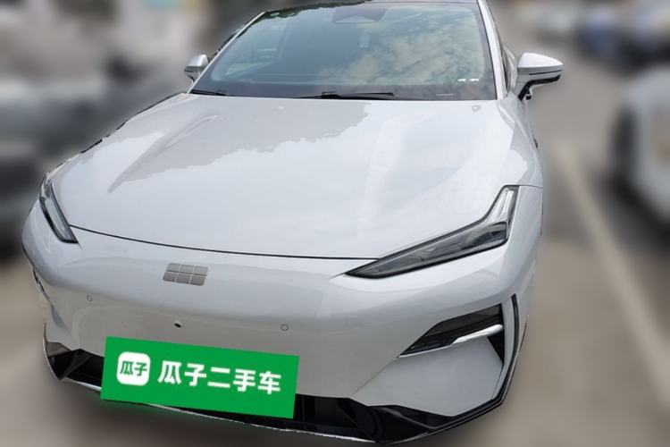 Used Geely Galaxy E8 2025 700 km Long-Range Intelligent Driving Version Front