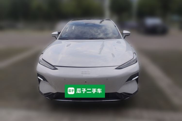 Used Geely Galaxy E8 2025 700 km Long-Range Intelligent Driving Version Front