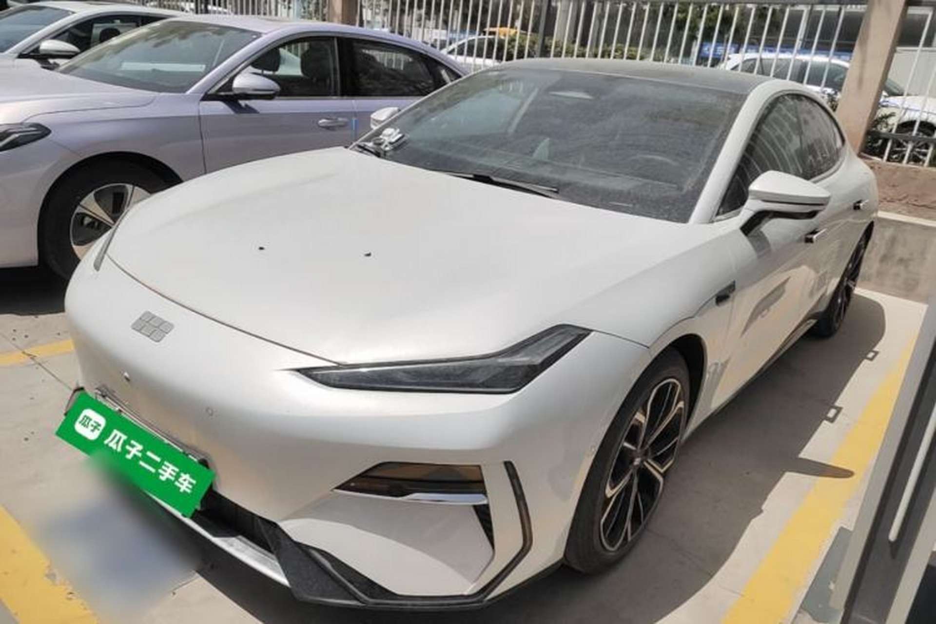Used Geely Galaxy E8 2025 700 km Long-Range Intelligent Driving Version Front Left 45 Deg