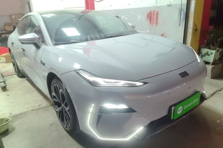 Used Geely Galaxy E8 2025 700 km Long-Range Intelligent Driving Version Front Right 45 Deg