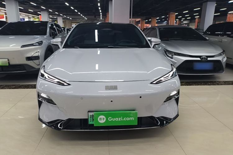 Used Geely Galaxy E8 2025 700 km Long-Range Intelligent Driving Version Front