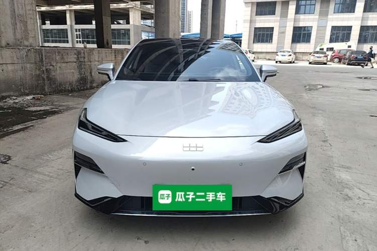 Used Geely Galaxy E8 2025 700 km Long-Range Intelligent Driving Version Front