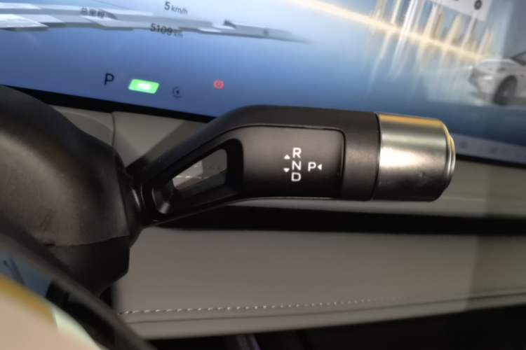 Used Geely Galaxy E8 2025 700 km Long-Range Intelligent Driving Version Gear Lever