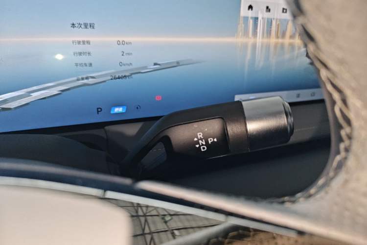 Used Geely Galaxy E8 2025 700 km Long-Range Intelligent Driving Version Gear Lever
