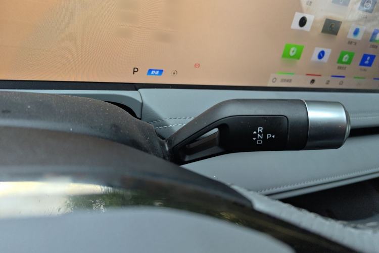Used Geely Galaxy E8 2025 700 km Long-Range Intelligent Driving Version Gear Lever