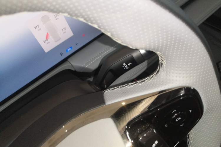 Used Geely Galaxy E8 2025 700 km Long-Range Intelligent Driving Version Gear Lever