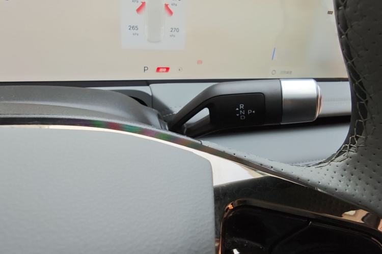 Used Geely Galaxy E8 2025 700 km Long-Range Intelligent Driving Version Gear Lever
