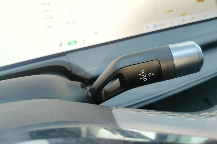 Used Geely Galaxy E8 2025 575 km Exploration Intelligent Driving Edition Gear Lever