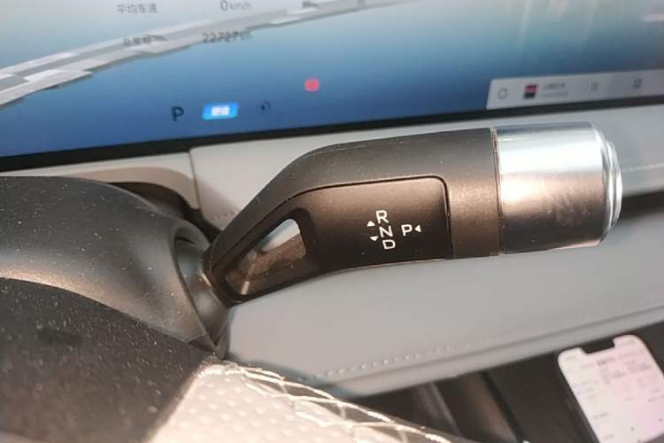 Used Geely Galaxy E8 2025 700 km Long-Range Intelligent Driving Version Gear Lever