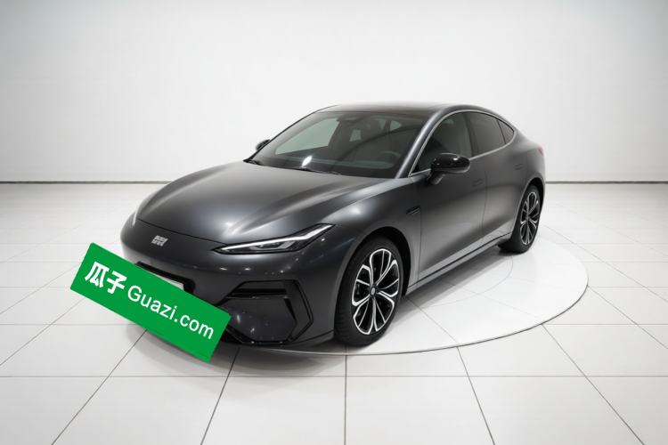 Geely Galaxy E8 2025 700 km Long-Range Intelligent Driving Version
