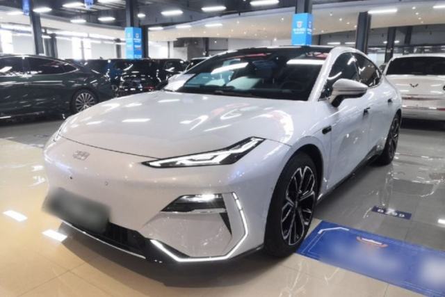 Used Geely Galaxy E8 2025 700 km Long-Range Intelligent Driving Version