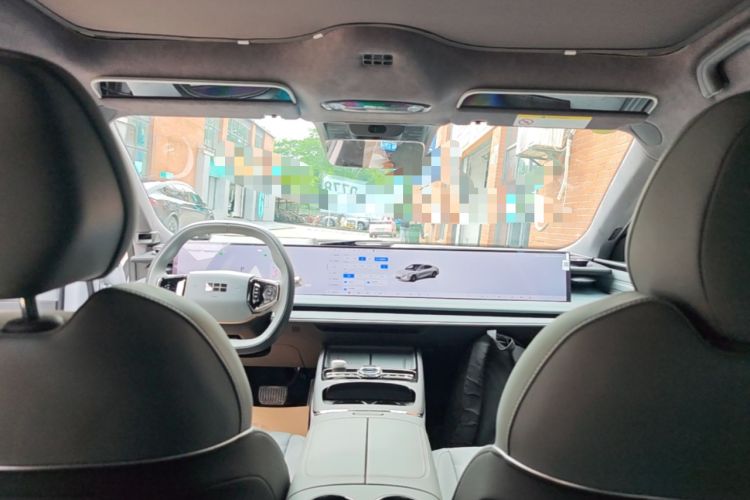 Used Geely Galaxy E8 2025 700 km Long-Range Intelligent Driving Version Headliner