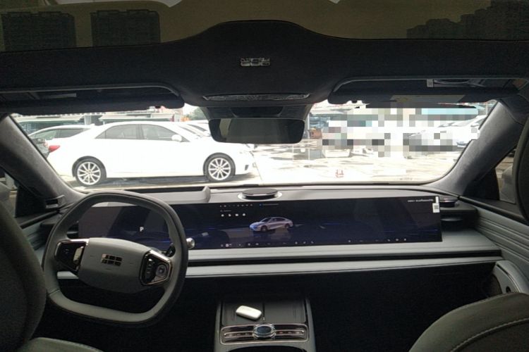 Used Geely Galaxy E8 2025 700 km Long-Range Intelligent Driving Version Headliner