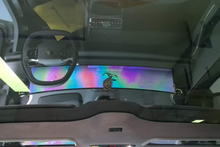 Used Geely Galaxy E8 2025 700 km Long-Range Intelligent Driving Version Headliner