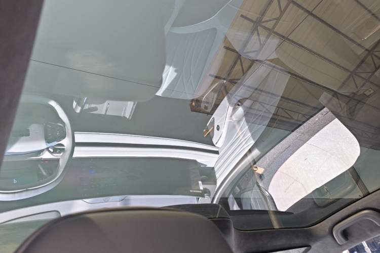 Used Geely Galaxy E8 2025 700 km Long-Range Intelligent Driving Version Headliner