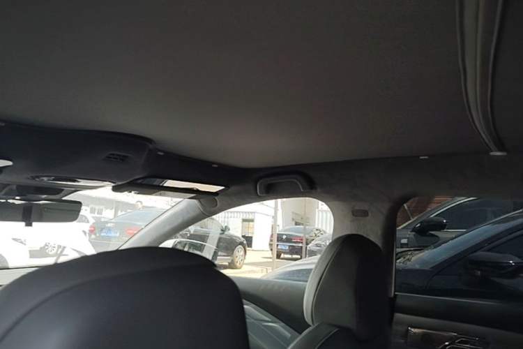 Used Geely Galaxy E8 2025 700 km Long-Range Intelligent Driving Version Headliner