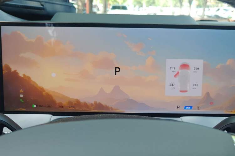 Used Geely Galaxy E8 2025 Model—610km Exploration+ Version Instrument Cluster