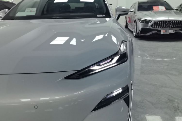 Used Geely Galaxy E8 2025 700 km Long-Range Intelligent Driving Version Left Front Headlight