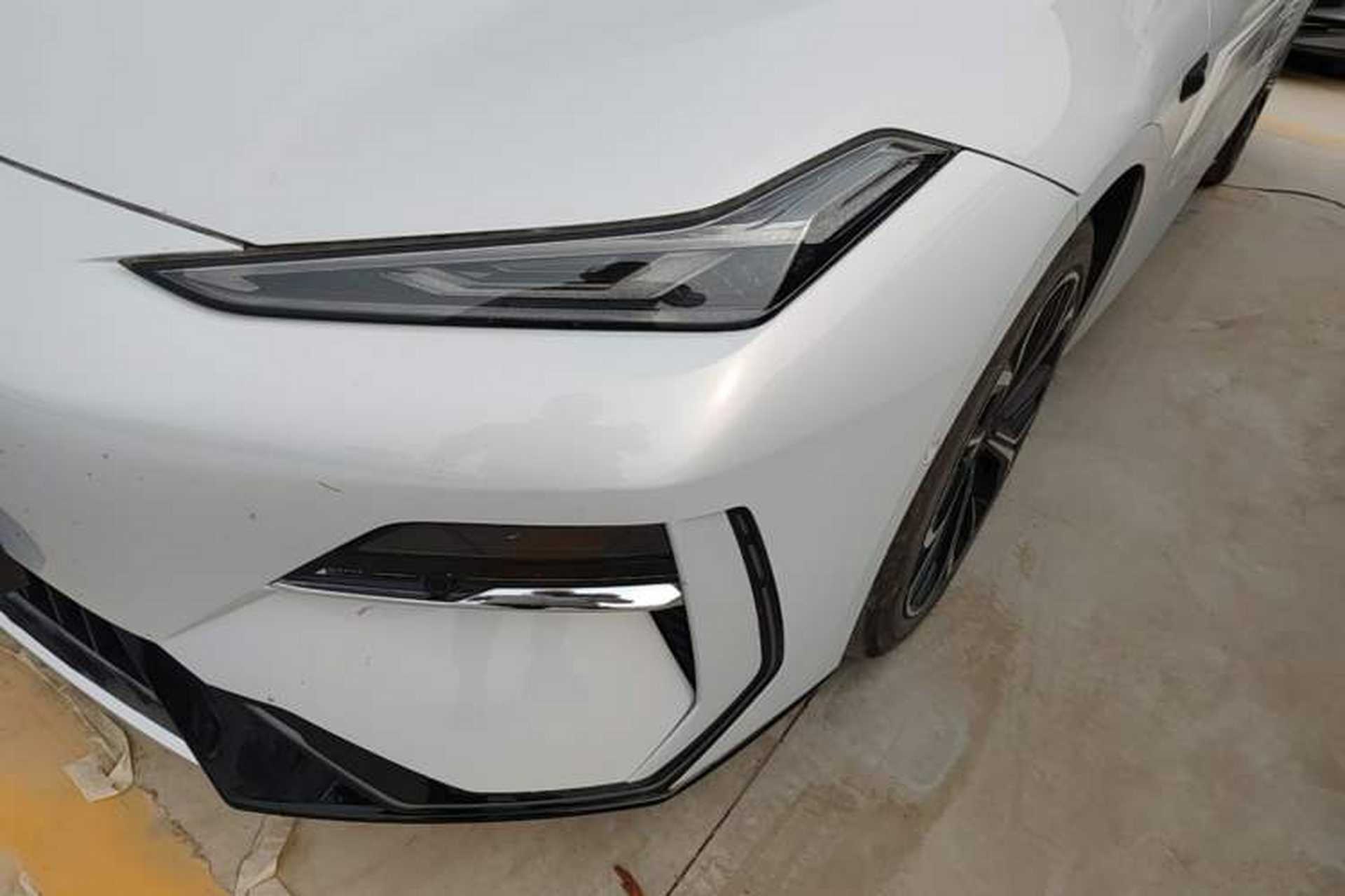 Used Geely Galaxy E8 2025 700 km Long-Range Intelligent Driving Version Left Front Headlight