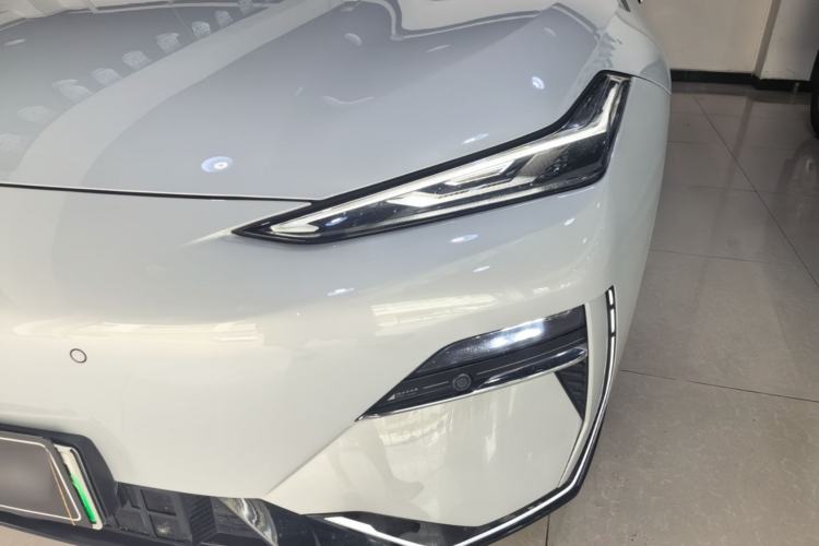 Used Geely Galaxy E8 2025 700 km Long-Range Intelligent Driving Version Left Front Headlight
