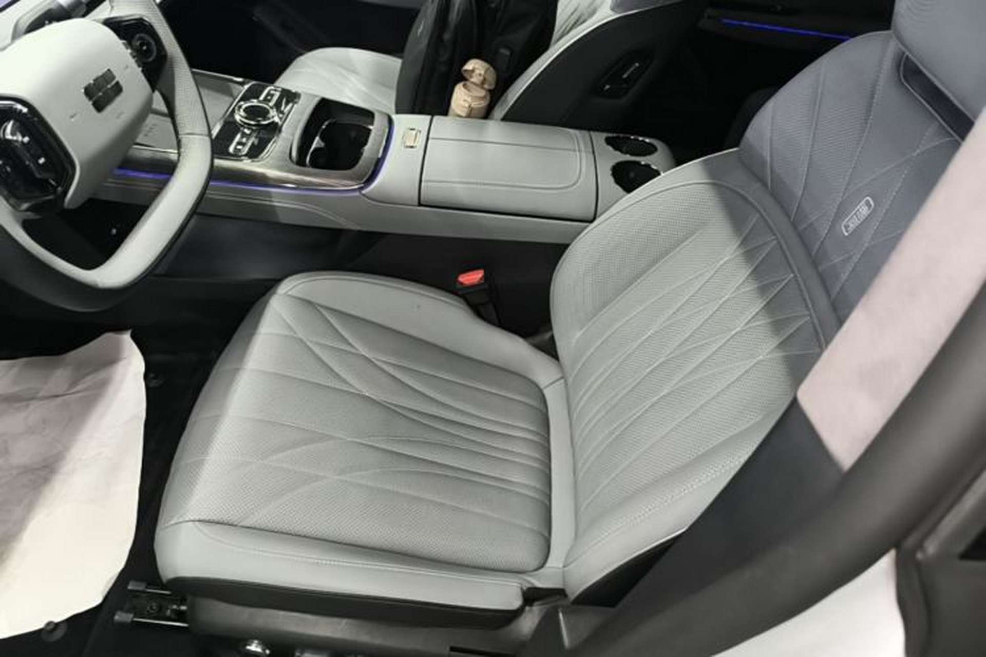 Used Geely Galaxy E8 2025 700 km Long-Range Intelligent Driving Version Left Front Seat