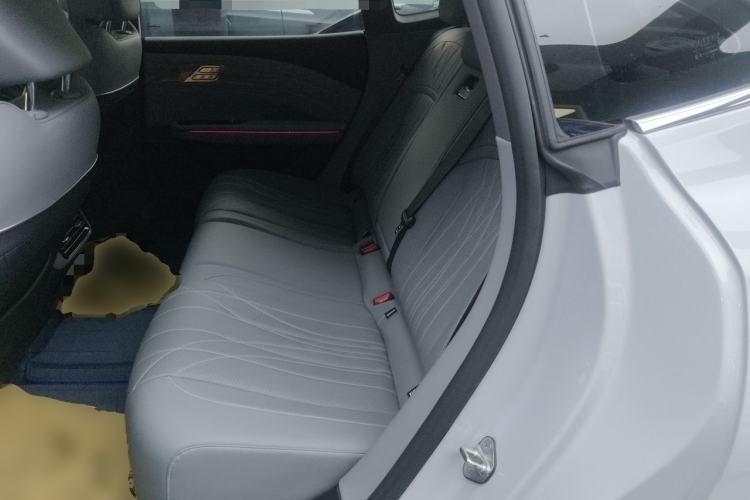 Used Geely Galaxy E8 2025 575 km Exploration Intelligent Driving Edition Left Rear Seat