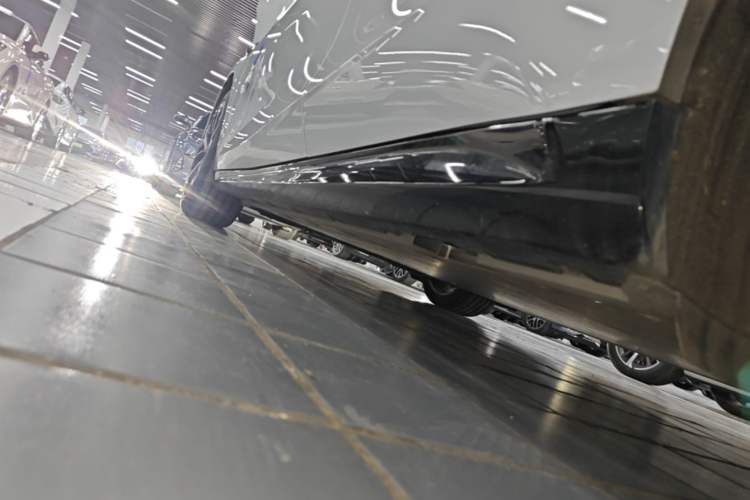 Used Geely Galaxy E8 2025 700 km Long-Range Intelligent Driving Version Left Side Sill