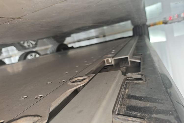 Used Geely Galaxy E8 2025 700 km Long-Range Intelligent Driving Version Left Side Sill