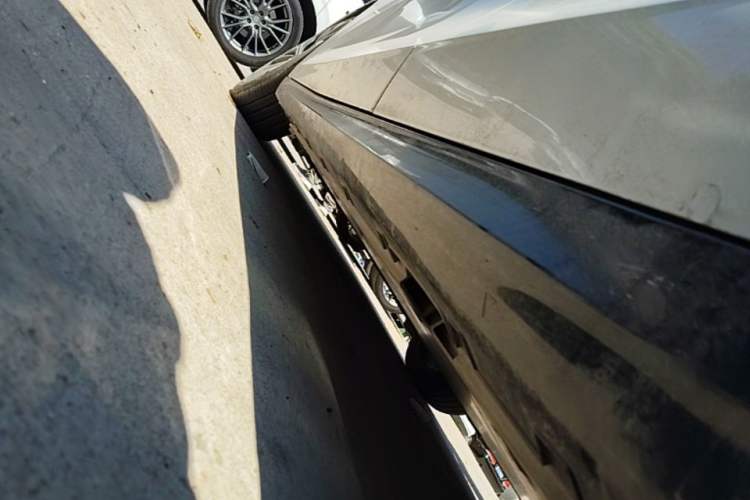 Used Geely Galaxy E8 2025 700 km Long-Range Intelligent Driving Version Left Side Sill