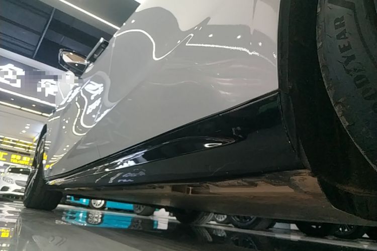 Used Geely Galaxy E8 2025 700 km Long-Range Intelligent Driving Version Left Side Sill