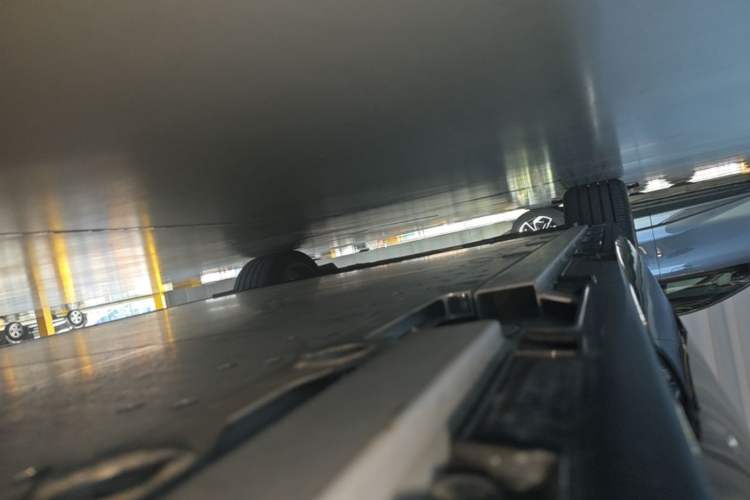 Used Geely Galaxy E8 2025 700 km Long-Range Intelligent Driving Version Left Side Sill