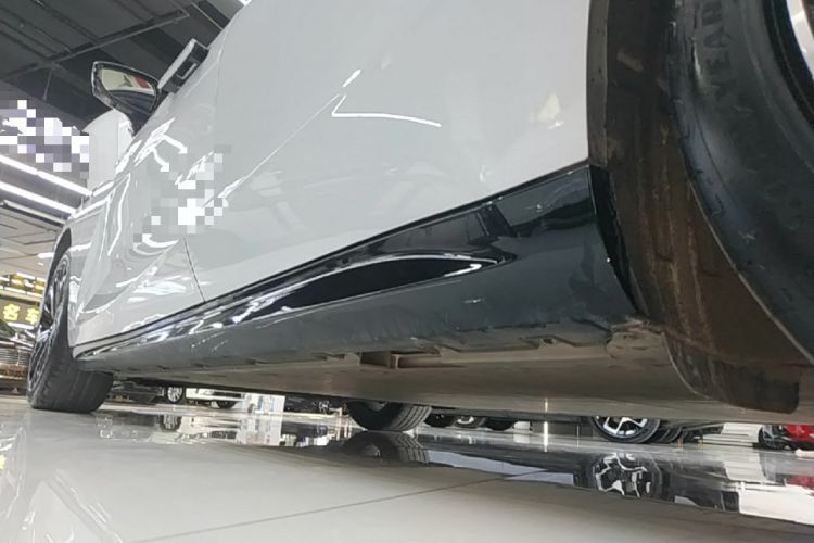 Used Geely Galaxy E8 2025 700 km Long-Range Intelligent Driving Version Left Side Sill