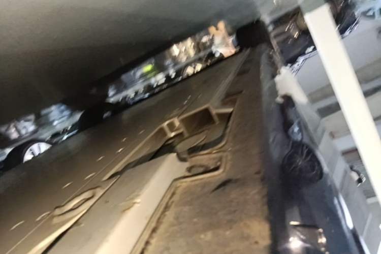 Used Geely Galaxy E8 2025 700 km Long-Range Intelligent Driving Version Left Side Sill