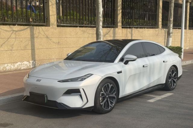 Used Geely Galaxy E8 2025 700 km Long-Range Intelligent Driving Version
