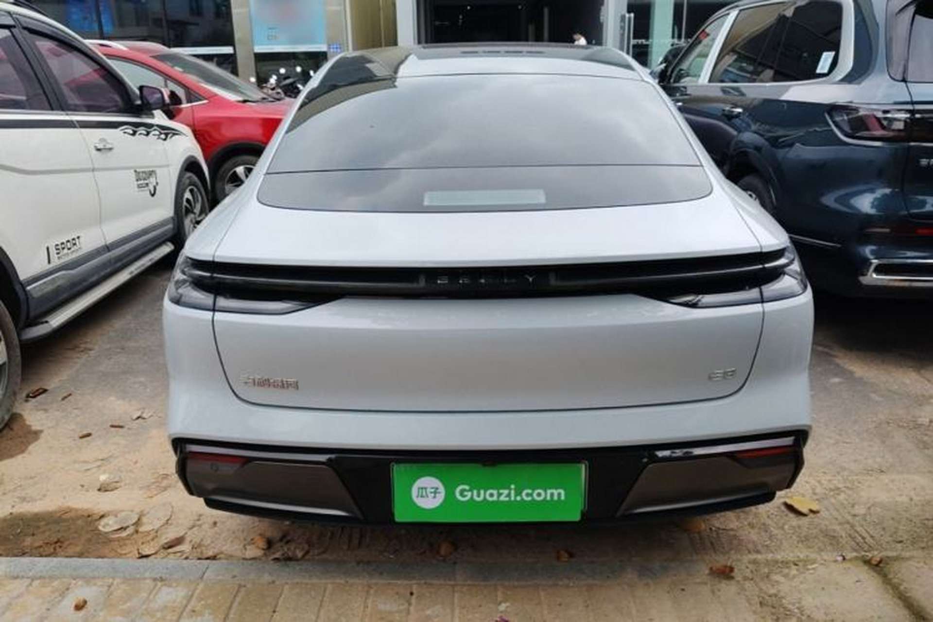 Used Geely Galaxy E8 2025 700 km Long-Range Intelligent Driving Version Rear