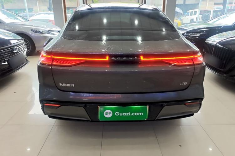 Used Geely Galaxy E8 2025 Model—610km Prestige Version Rear