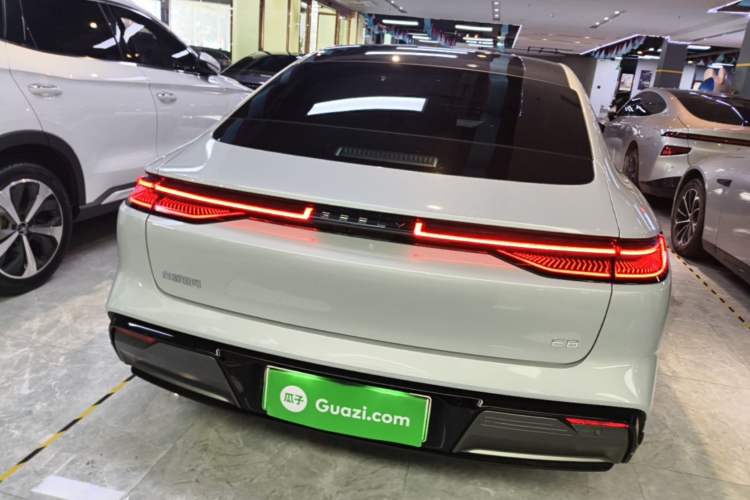 Used Geely Galaxy E8 2025 700 km Long-Range Intelligent Driving Version Rear