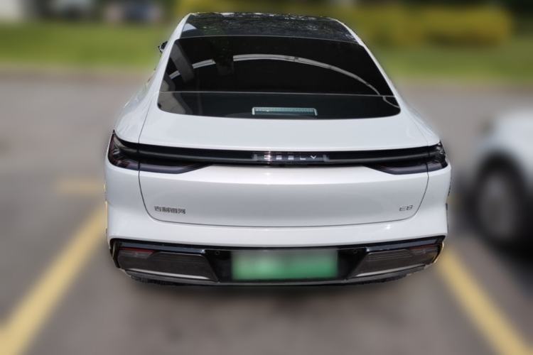 Used Geely Galaxy E8 2025 700 km Long-Range Intelligent Driving Version Rear