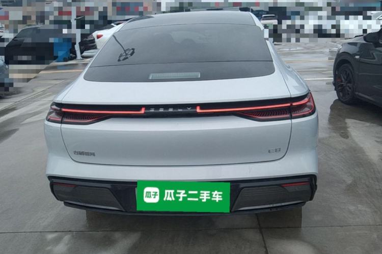 Used Geely Galaxy E8 2025 700 km Long-Range Intelligent Driving Version Rear