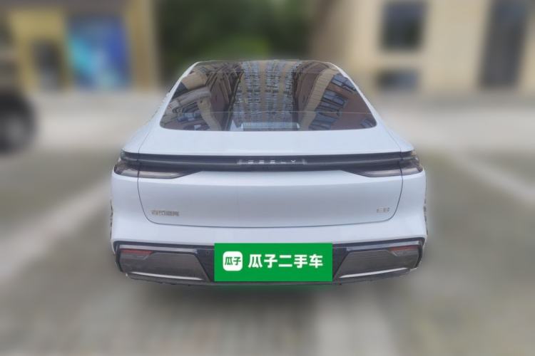 Used Geely Galaxy E8 2025 700 km Long-Range Intelligent Driving Version Rear