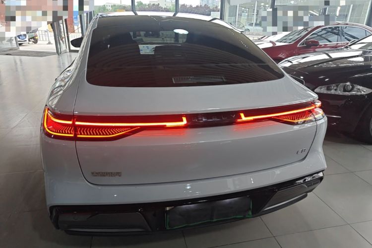 Used Geely Galaxy E8 2025 700 km Long-Range Intelligent Driving Version Rear
