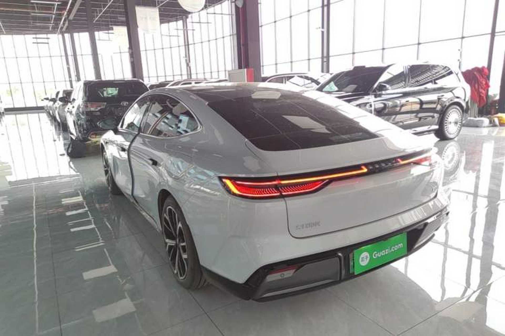 Used Geely Galaxy E8 2025 700 km Long-Range Intelligent Driving Version Rear Left 45 Deg