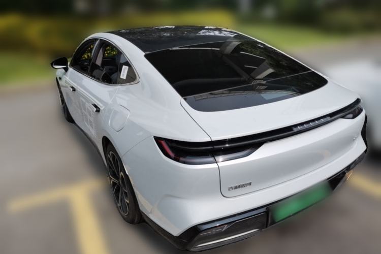 Used Geely Galaxy E8 2025 700 km Long-Range Intelligent Driving Version Rear Left 45 Deg
