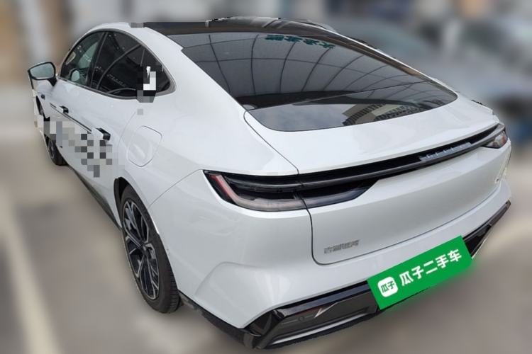 Used Geely Galaxy E8 2025 700 km Long-Range Intelligent Driving Version Rear Left 45 Deg