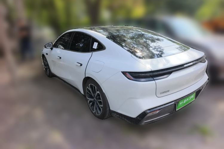 Used Geely Galaxy E8 2025 700 km Long-Range Intelligent Driving Version Rear Left 45 Deg